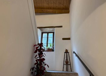 Foto 2 - Apartment Via Rossini
 
15, Comunanza - photo 2