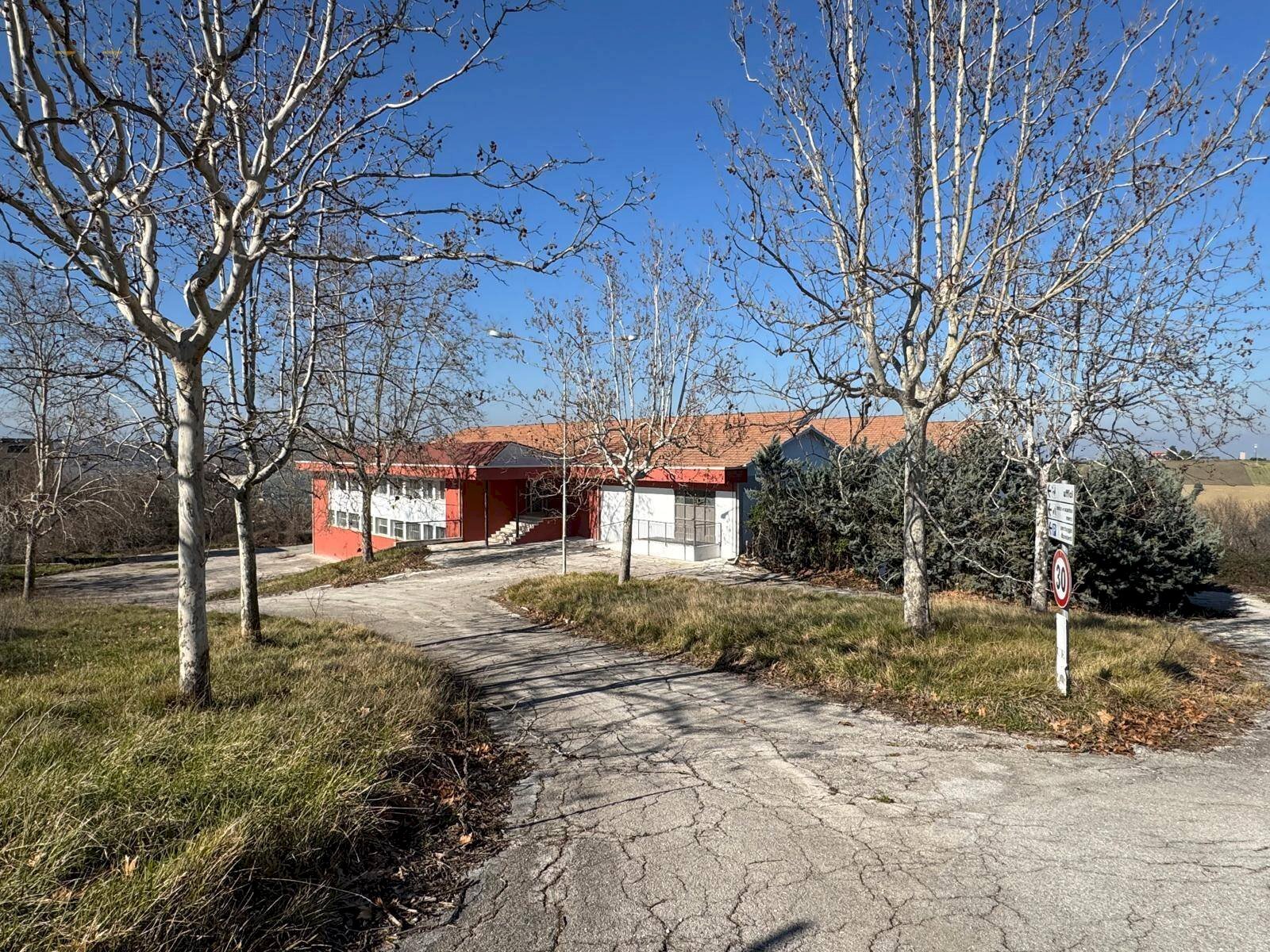 Foto 1 - Laboratorio C.da Grazie Fiastra
 
50, Loro Piceno - foto 1