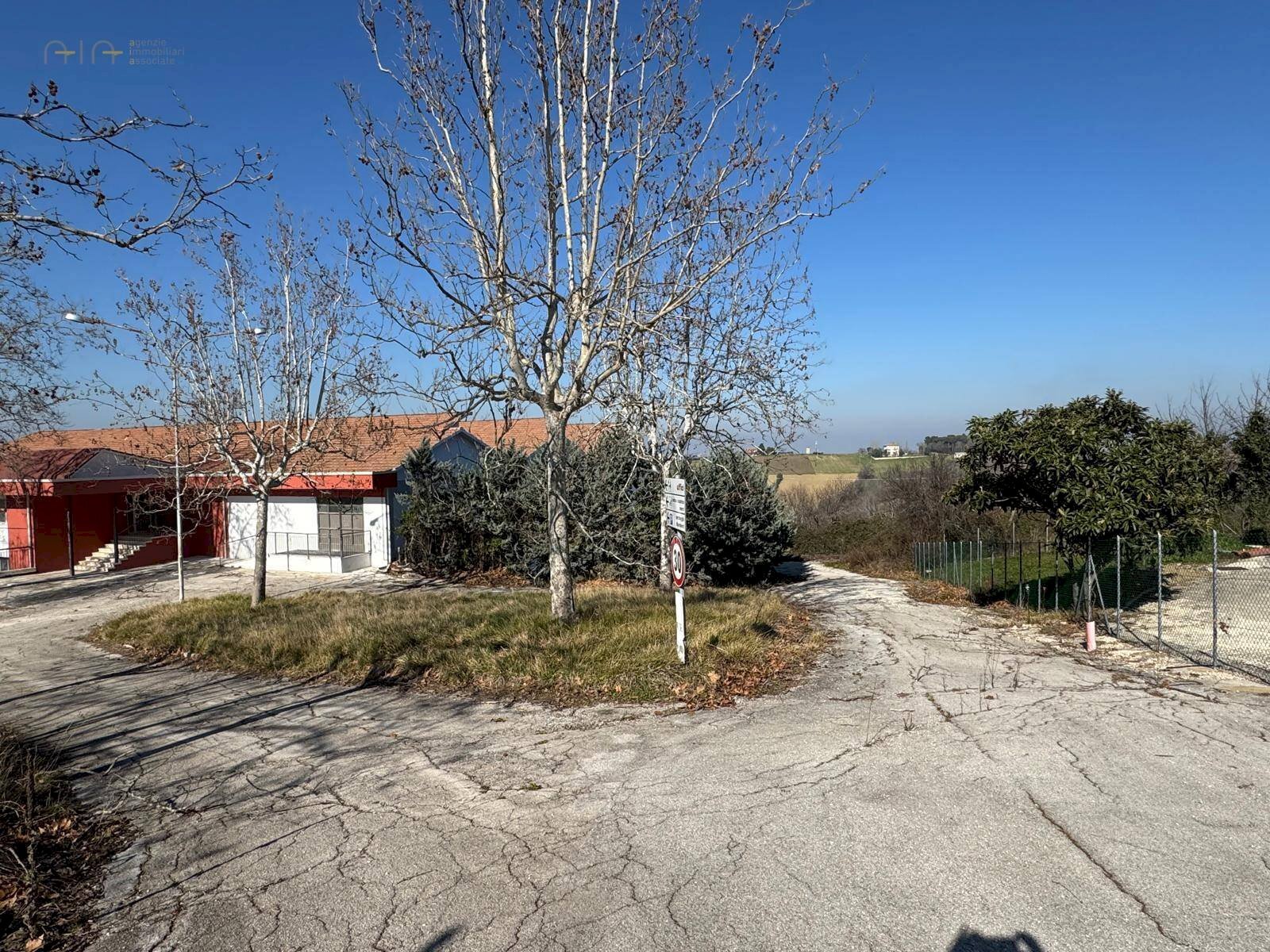 Foto 2 - Laboratorio C.da Grazie Fiastra
 
50, Loro Piceno - foto 2