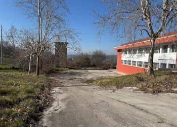 Foto 21 - Laboratorio C.da Grazie Fiastra
 
50, Loro Piceno - foto 21