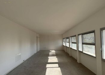 Foto 43 - Laboratorio C.da Grazie Fiastra
 
50, Loro Piceno - foto 41