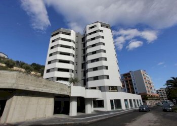 Foto 2 - Locale Commerciale VIA PASQUALE ROSSI, Cosenza - foto 2