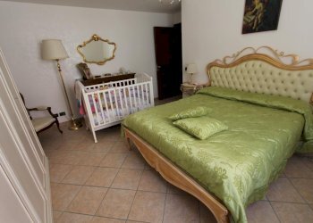 Foto 15 - Trilocale VIA SAN PASQUALE
 
19, Zumpano - foto 14