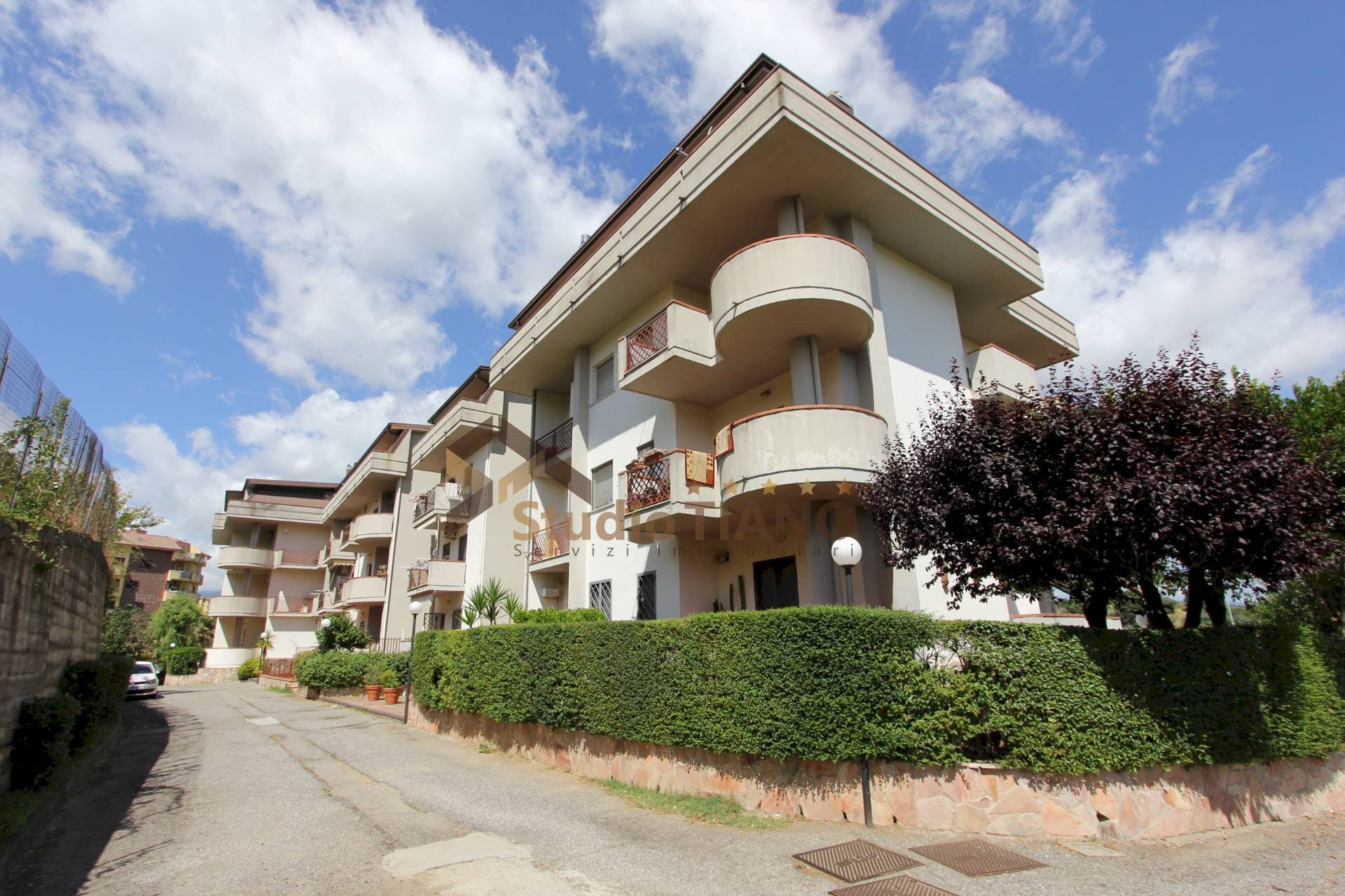 Foto 1 - Quadrilocale VIA FRATELLI BANDIERA
 
SNC, Montalto Uffugo - foto 1