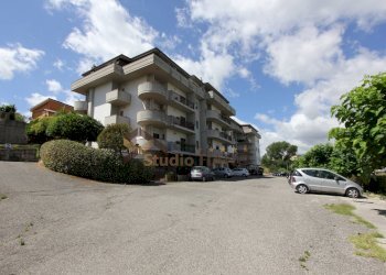 Foto 2 - Quadrilocale VIA FRATELLI BANDIERA
 
SNC, Montalto Uffugo - foto 2