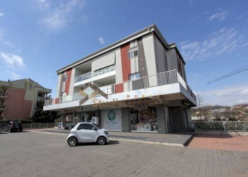 Foto 2 - Trilocale VIA CIMABUE
 
153, Rende - foto 2