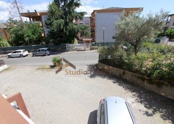 Foto 12 - Appartamento VIA LEONARDO DA VINCI
 
1, Castrolibero - foto 12