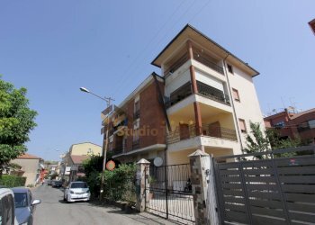 Foto 1 - Trilocale VIA GIORGIO DE CHIRICO IX TRAVERSA
 
SNC, Rende - foto 1