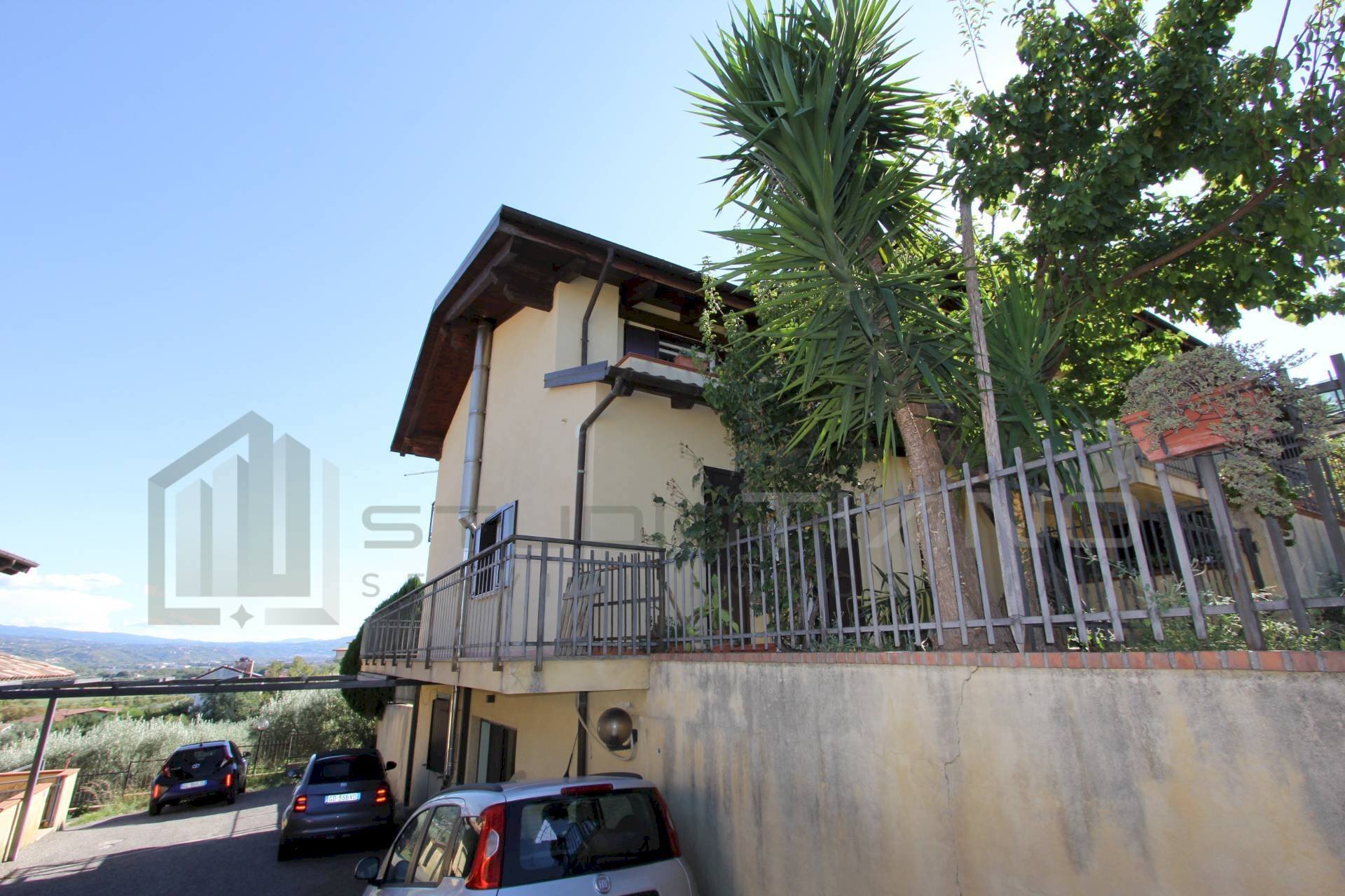 Foto 2 - Semi-detached house VIA GIOVANNI MALAGODI
 
25, Montalto Uffugo - photo 2