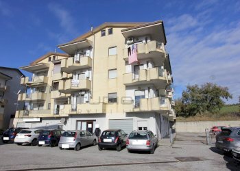 Foto 2 - Bilocale VIA CARIGLIATO
 
6, Montalto Uffugo - foto 2