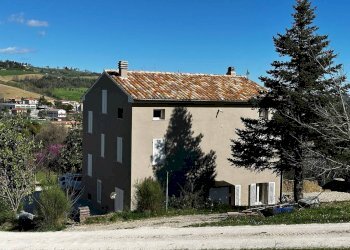 Foto 2 - Rustico Contrada Collerovere, Sant'Angelo in Pontano, Sant'Angelo in Pontano - foto 2