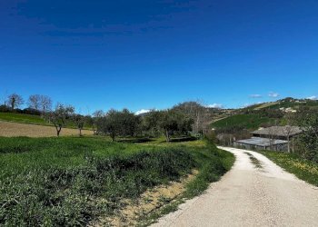 Foto 4 - Rustico Contrada Collerovere, Sant'Angelo in Pontano, Sant'Angelo in Pontano - foto 4