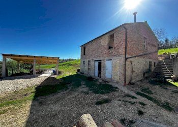 Foto 17 - Rustico Contrada Collerovere, Sant'Angelo in Pontano, Sant'Angelo in Pontano - foto 17