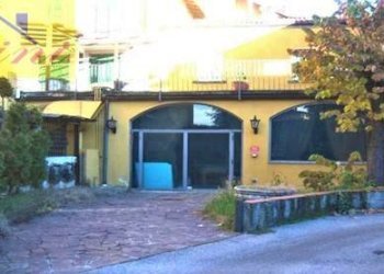 Foto 2 - Commercial Activity VIA CORSICA, Dolzago - photo 2