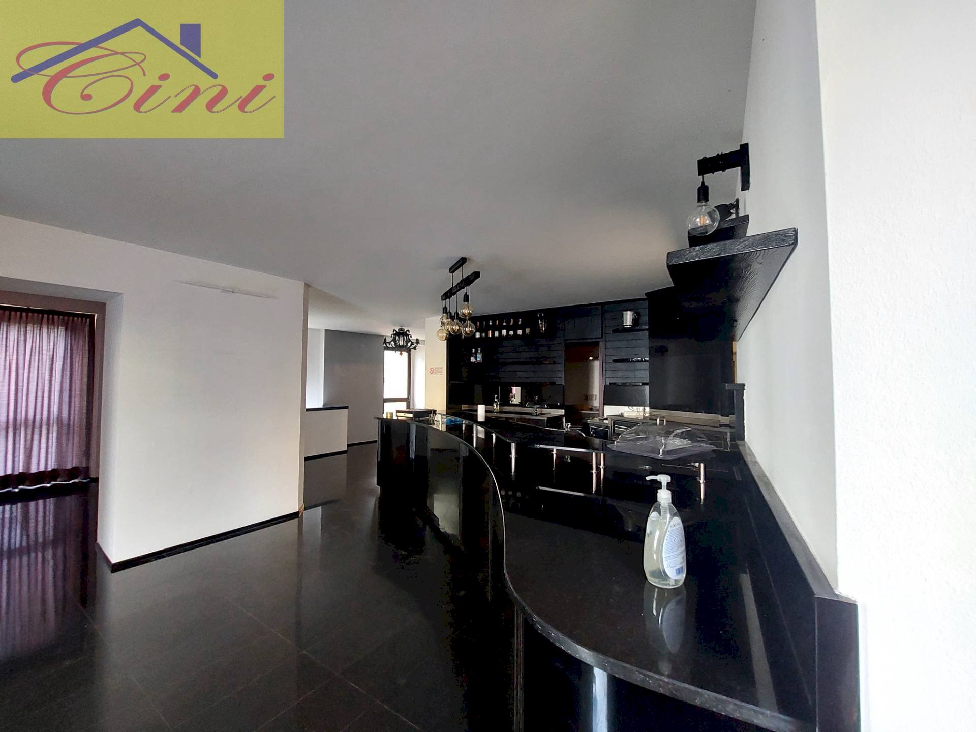 Foto 2 - Bar Tavola Calda - Fredda PIAZZA ANTONIO DELL'ORO, Lecco - foto 2