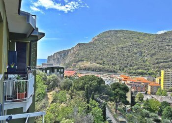 Foto 11 - Three-room apartment via della Pineta
 
4, Finale Ligure - photo 11