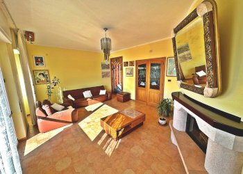 Foto 16 - Apartment Piazza Vittorio Veneto
 
10, Finale Ligure - photo 16