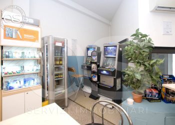 SIGARETTE ELETTRONICHE E SLOT MACHINES - Commercial Activity via Mazzini
 
20, Manerbio - photo 17