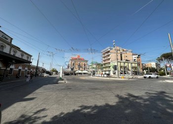 Foto 12 - Commercial Premises Piazza Marconi
35/36, Chieti - photo 12