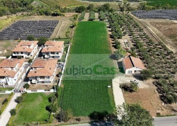 Foto 1 - Terreno edificabile strada provinciale 20, Rosciano - foto 1