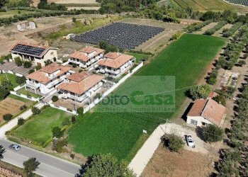 Foto 2 - Terreno edificabile strada provinciale 20, Rosciano - foto 2