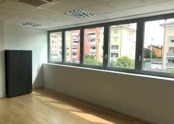 Foto 1 - Locale Commerciale Cordenons - foto 1