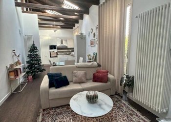 Foto 2 - Three-room apartment VIA GIAN FRANCESCO PAPARO, Catanzaro - photo 2