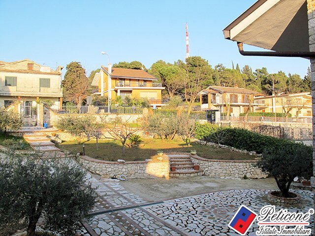 Foto 29 - Villa Via XXIV Maggio
 
15, Lenola - foto 3