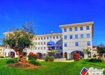 Foto 15 - Commercial Premises Via Ugo Foscolo
54, Fondi - photo 5