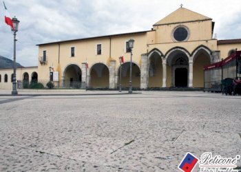 Foto 20 - Commercial Premises Via Ugo Foscolo
54, Fondi - photo 10