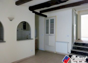 Foto 18 - Trilocale Porta Roma
 
55, Lenola - foto 3