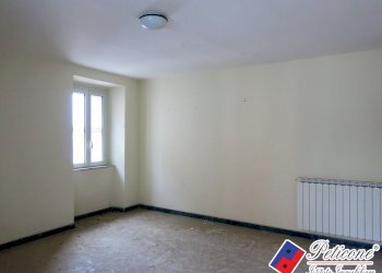 Foto 25 - Trilocale Porta Roma
 
55, Lenola - foto 10