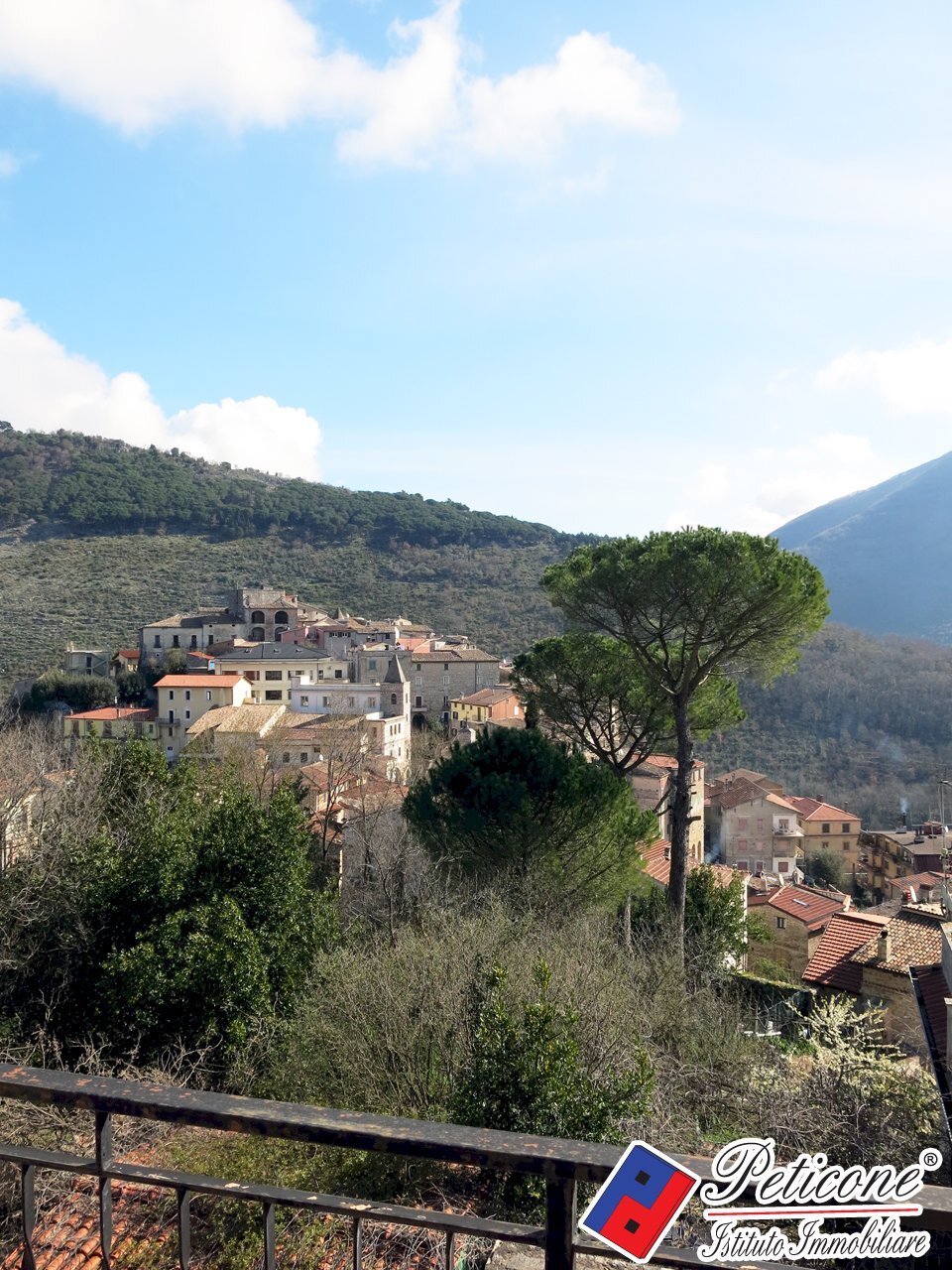 Foto 31 - Quadrilocale Via Impero Romano
 
32, Lenola - foto 3