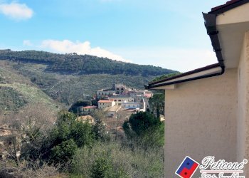 Foto 40 - Quadrilocale Via Impero Romano
 
32, Lenola - foto 12