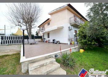 Foto 1 - Trilocale via dello Spalviero
 
45, Fondi - foto 1