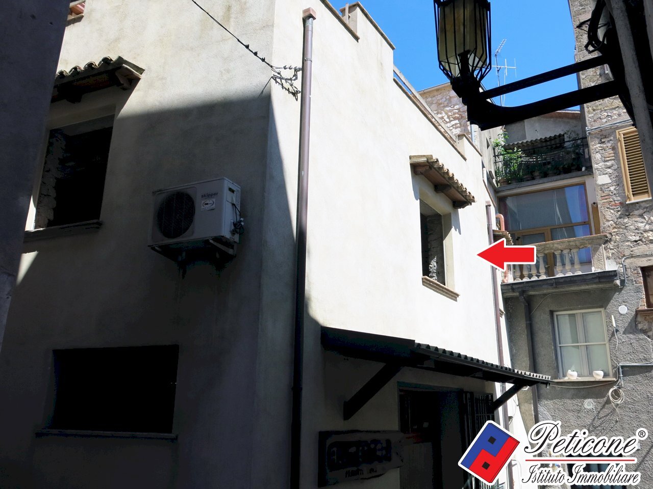 Foto 1 - Trilocale Via Duomo
 
36, Lenola - foto 1