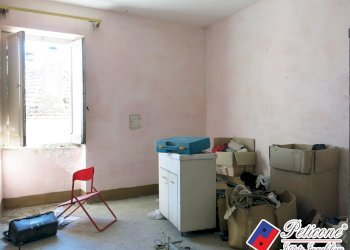 Foto 16 - Quadrilocale Piazza Cavour
 
12, Lenola - foto 4