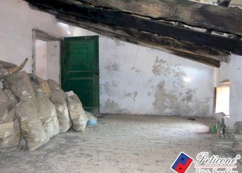 Foto 22 - Quadrilocale Piazza Cavour
 
12, Lenola - foto 10