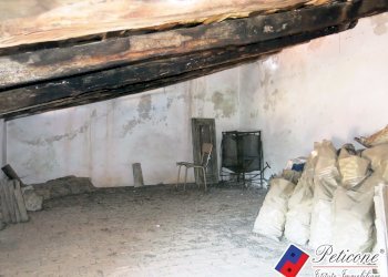 Foto 23 - Quadrilocale Piazza Cavour
 
12, Lenola - foto 11