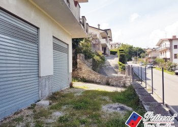 Foto 18 - Villa Via Pietra dei Corvi
 
12, Lenola - foto 3