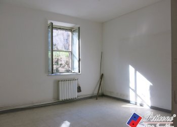 Foto 45 - Appartamento Via Forcella
 
12, Lenola - foto 9