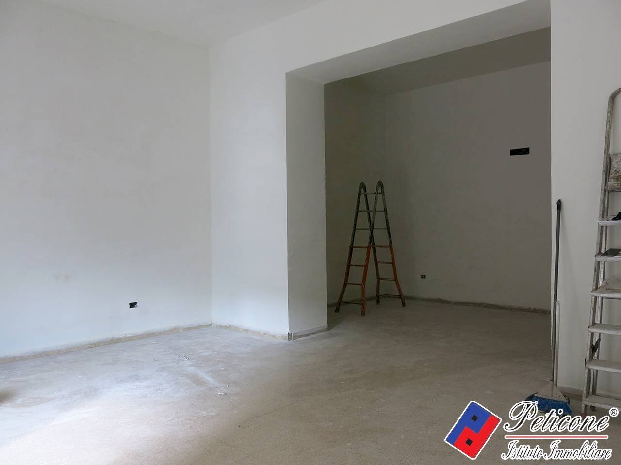 Foto 2 - Commercial Premises Via Antoniazzo Romano, Fondi - photo 2