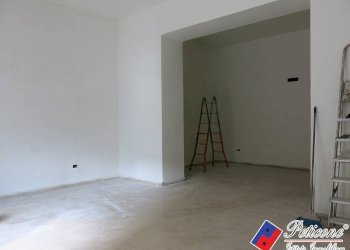 Foto 2 - Commercial Premises Via Antoniazzo Romano, Fondi - photo 2