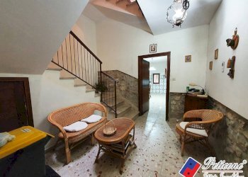 Foto 1 - Appartamento Via Giovan Battista vico
 
2, Fondi - foto 1