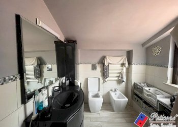 Foto 49 - Villa Via Provinciale per Lenola
 
2468, Fondi - foto 19