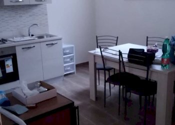 Foto 2 - Trilocale Via Napoli
 
24, Lenola - foto 2