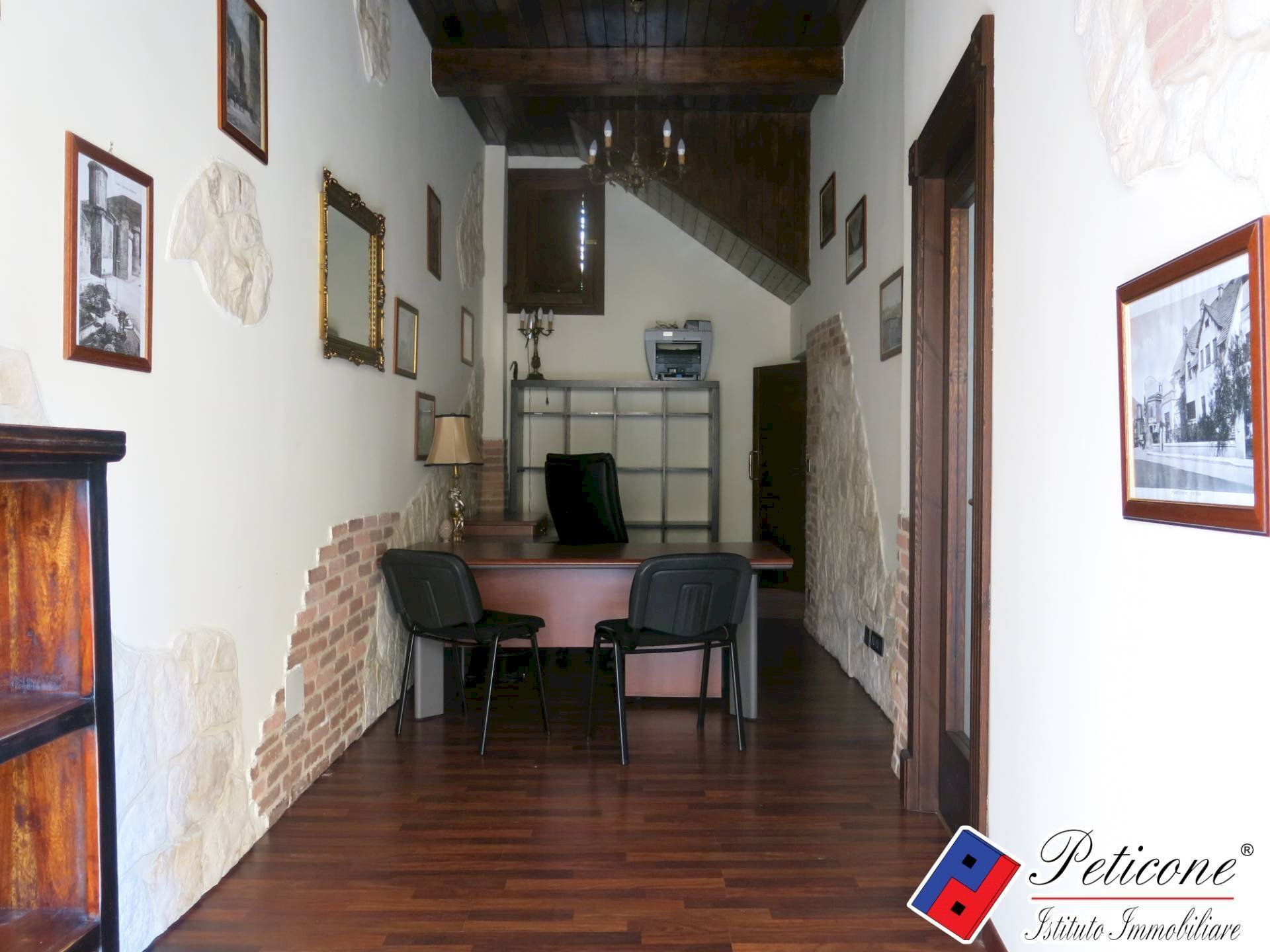 Foto 2 - Commercial Premises Via oberdan, Fondi - photo 2