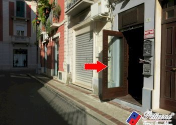 Foto 1 - Commercial Premises Via oberdan, Fondi - photo 1