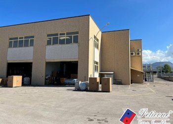 Foto 2 - Commercial Premises VIA DIVERSIVO ACQUACHIARA, Fondi - photo 2