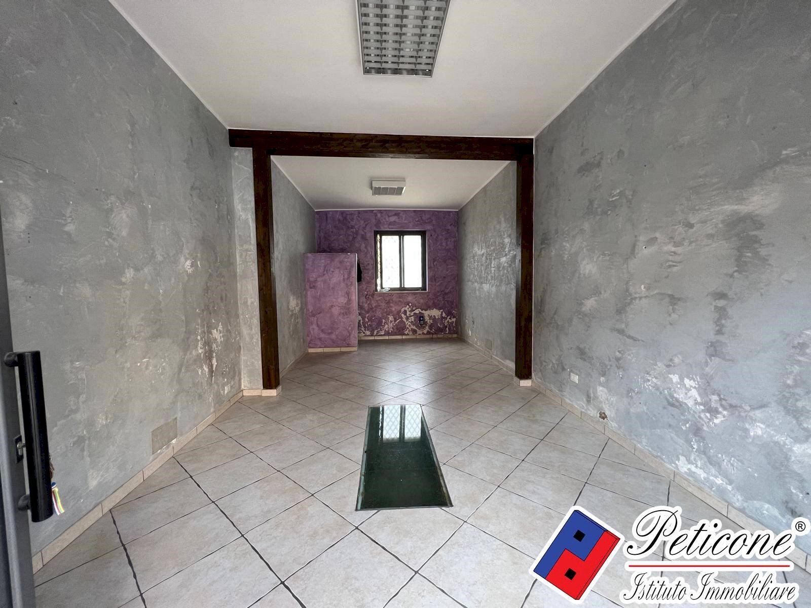 Foto 3 - Commercial Premises Via Fabio Filzi, Fondi - photo 3